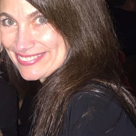 Meet your Posher, Mary - Picture 2 of 4